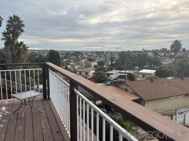 944 Maya St, Spring Valley, California 91977 home-pic-0