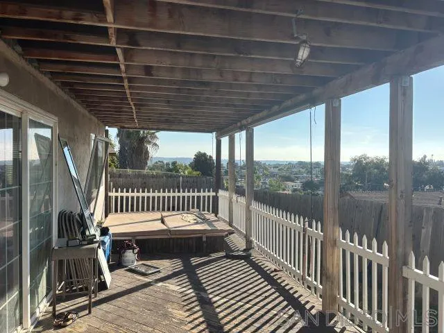 944 Maya St, Spring Valley, California 91977 home-pic-17