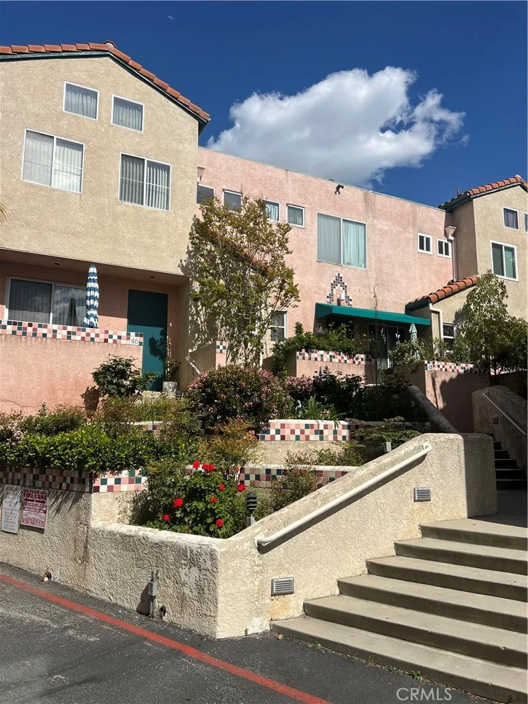 13901 Olive View Lane 51, Sylmar, California 91342 home-pic-0