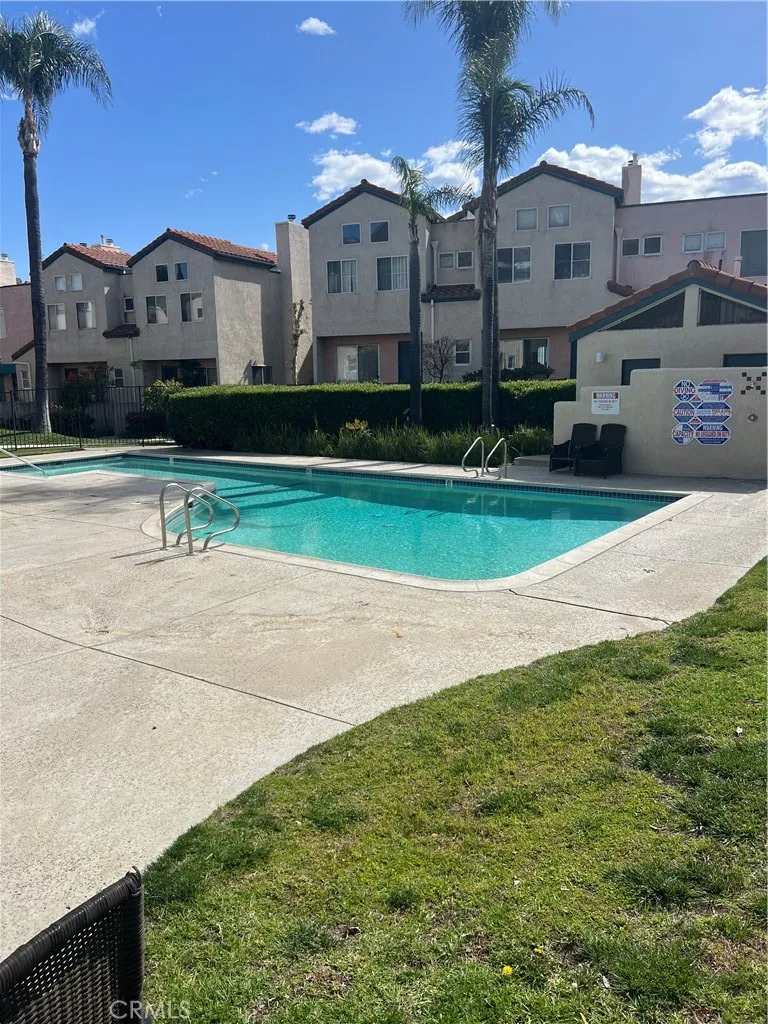 13901 Olive View Lane 51, Sylmar, California 91342 home-pic-1