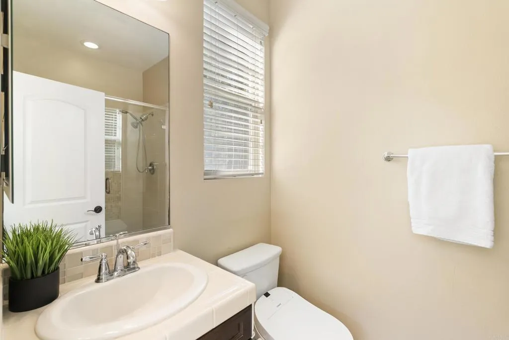 15665 S Chevy Chase, San Diego, California 92127 home-pic-24