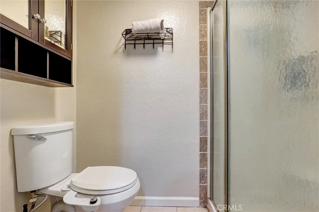 22813 Rio Clara, Valencia, California 91354 home-pic-11