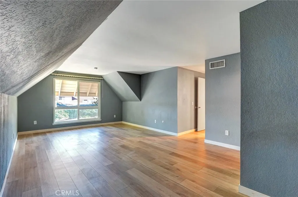 22813 Rio Clara, Valencia, California 91354 home-pic-18