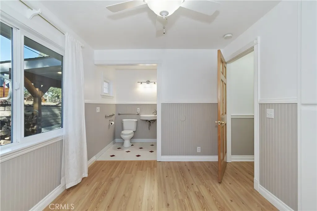 565 Golden West, Big Bear Lake, California 92315 home-pic-23