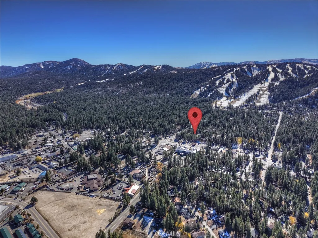 565 Golden West, Big Bear Lake, California 92315 home-pic-3