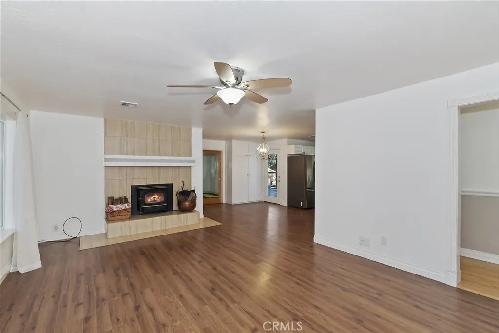 565 Golden West, Big Bear Lake, California 92315 home-pic-12