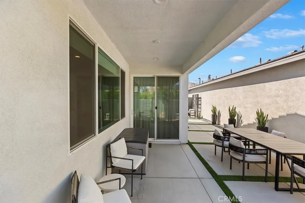 69646 Calle La Costa, Cathedral City, California 92234 home-pic-37