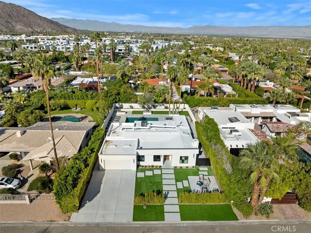 218 E Ocotillo, Palm Springs, California 92264 home-pic-6