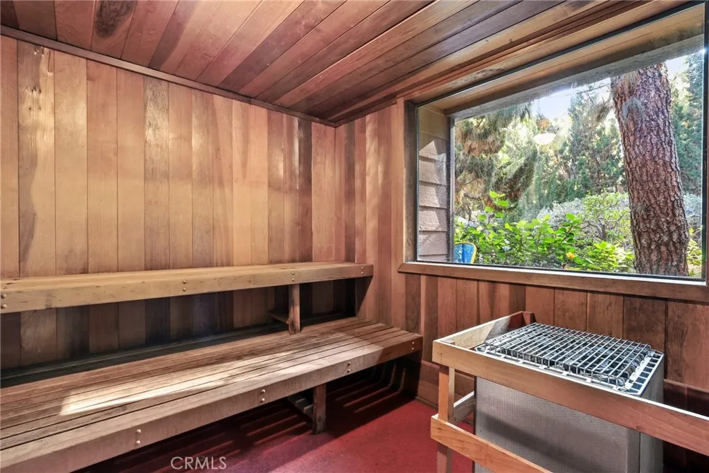 1655 Clark Avenue 331, Long Beach, California 90815 home-pic-31
