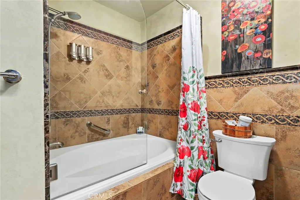 1655 Clark Avenue 331, Long Beach, California 90815 home-pic-19