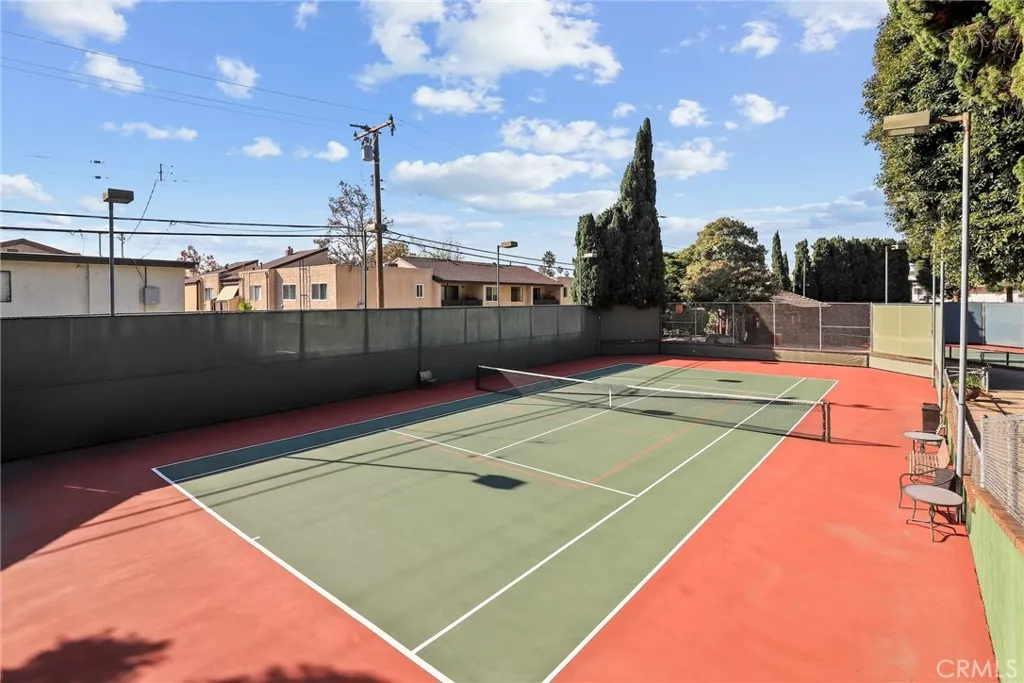 1655 Clark Avenue 331, Long Beach, California 90815 home-pic-33