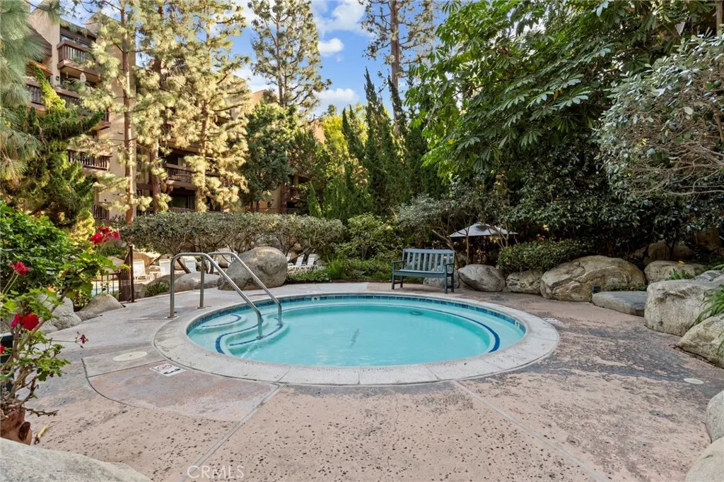 1655 Clark Avenue 331, Long Beach, California 90815 home-pic-29