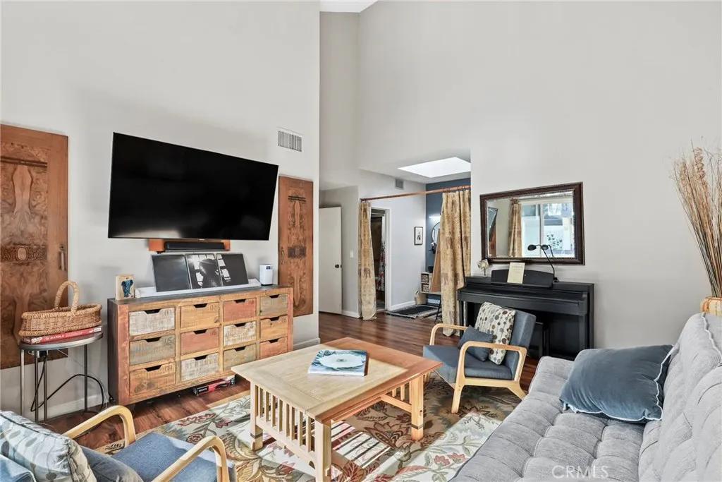 1655 Clark Avenue 331, Long Beach, California 90815 home-pic-17
