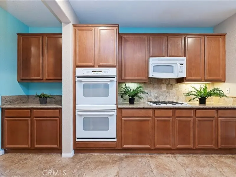 19069 Eldorado, Perris, California 92570 home-pic-18