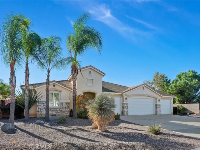 19069 Eldorado, Perris, California 92570