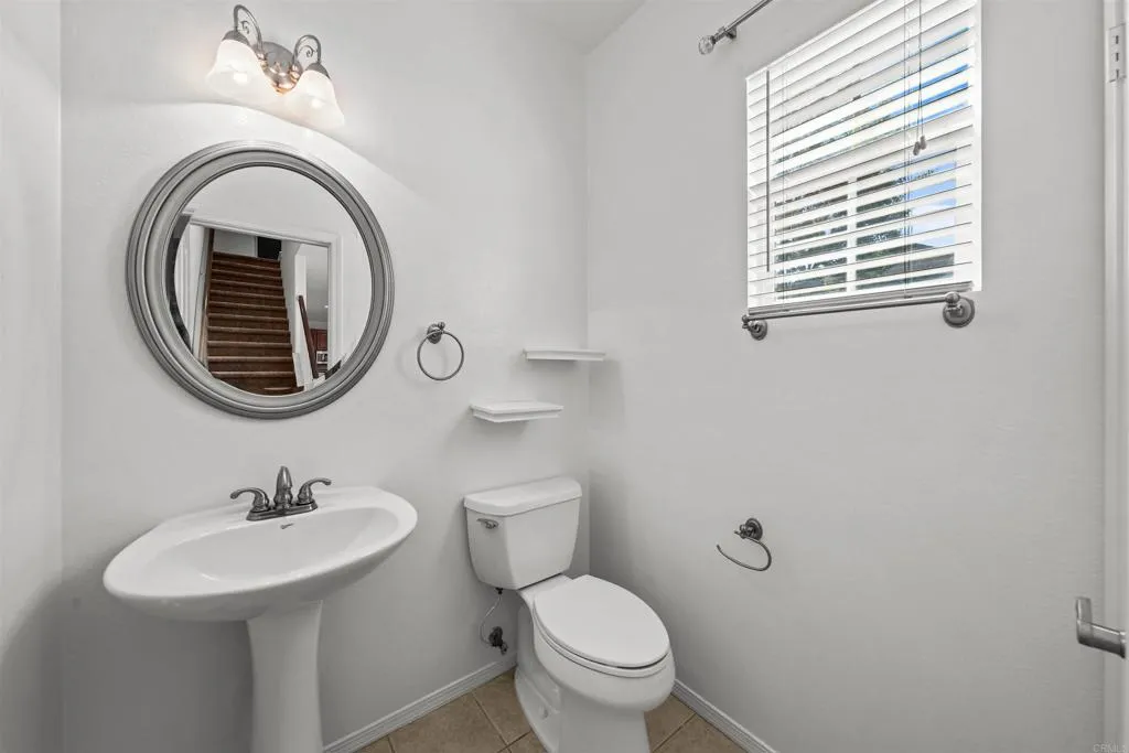 36320 Grazia Way, Winchester, California 92596 home-pic-14