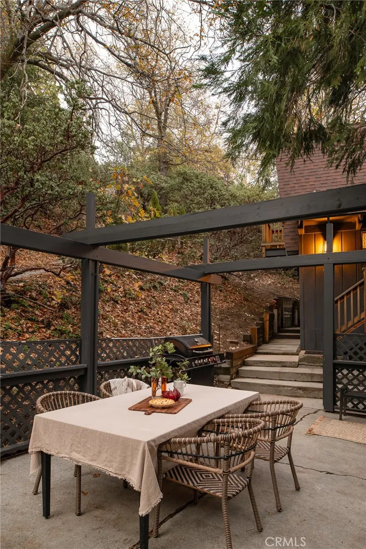 27582 North Bay, Lake Arrowhead, California 92352 home-pic-26