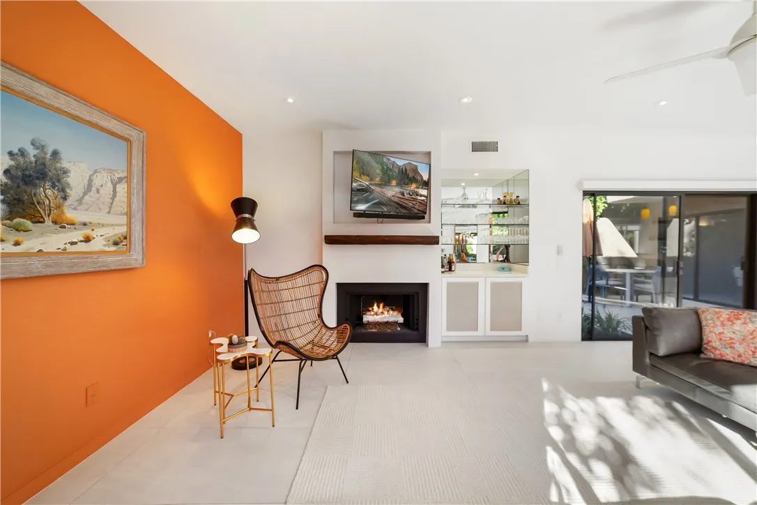 4891 N Winners Circle D, Palm Springs, California 92264 home-pic-25