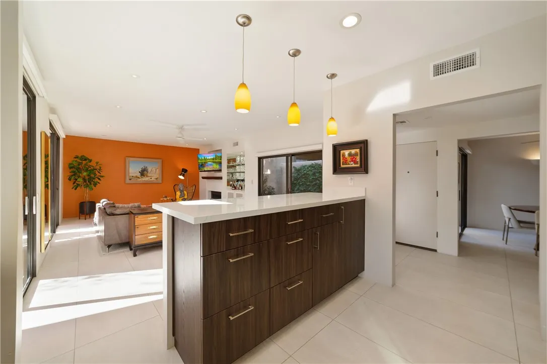 4891 N Winners Circle D, Palm Springs, California 92264 home-pic-9