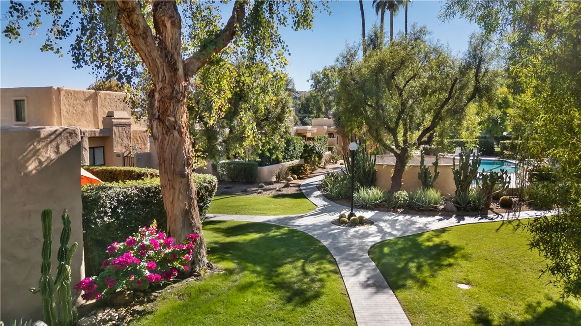 4891 N Winners Circle D, Palm Springs, California 92264 home-pic-4
