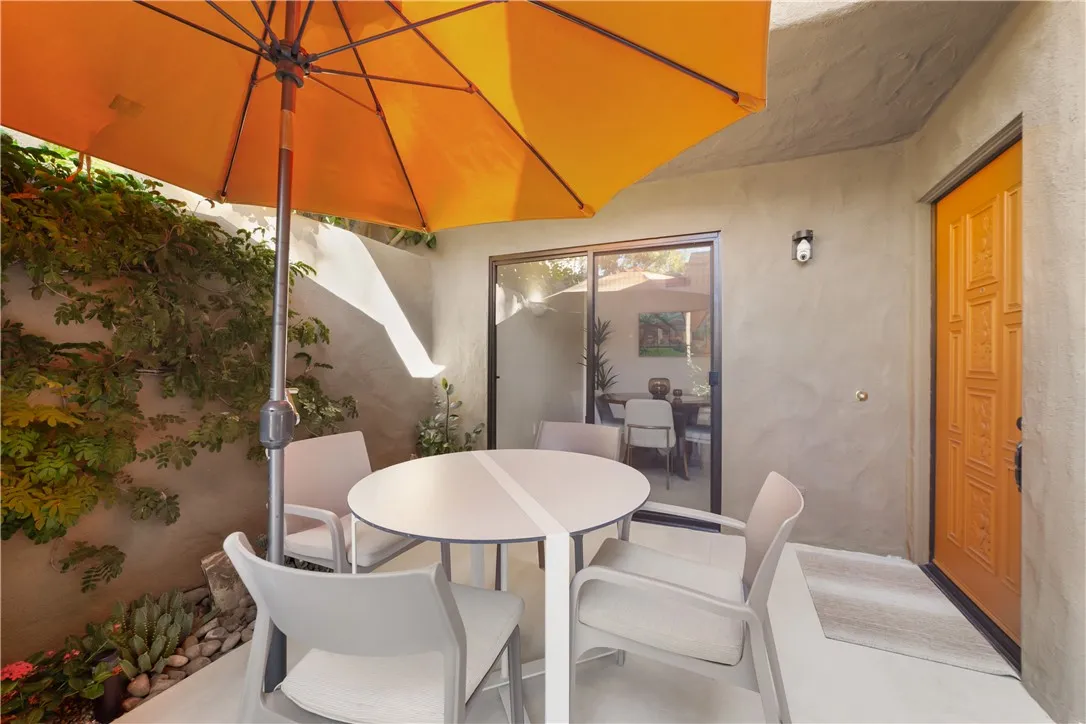 4891 N Winners Circle D, Palm Springs, California 92264 home-pic-6