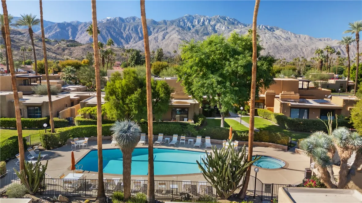 4891 N Winners Circle D, Palm Springs, California 92264 home-pic-38