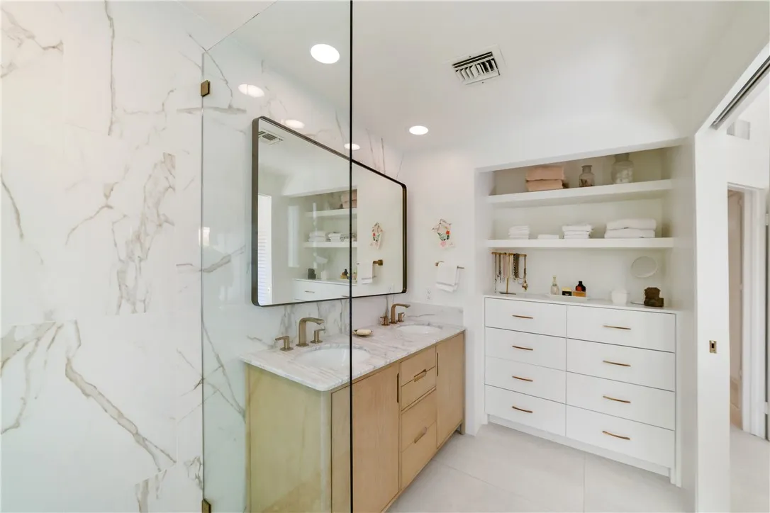 4891 N Winners Circle D, Palm Springs, California 92264 home-pic-17