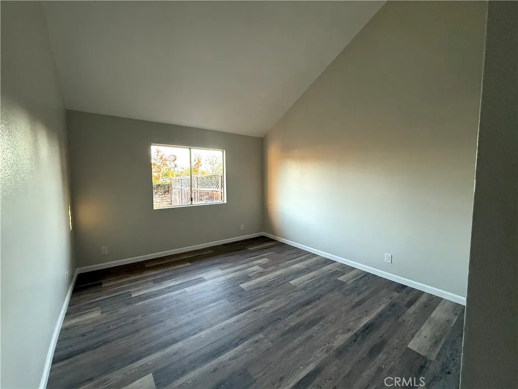 2421 Hawthorn, Escondido, California 92027 home-pic-6