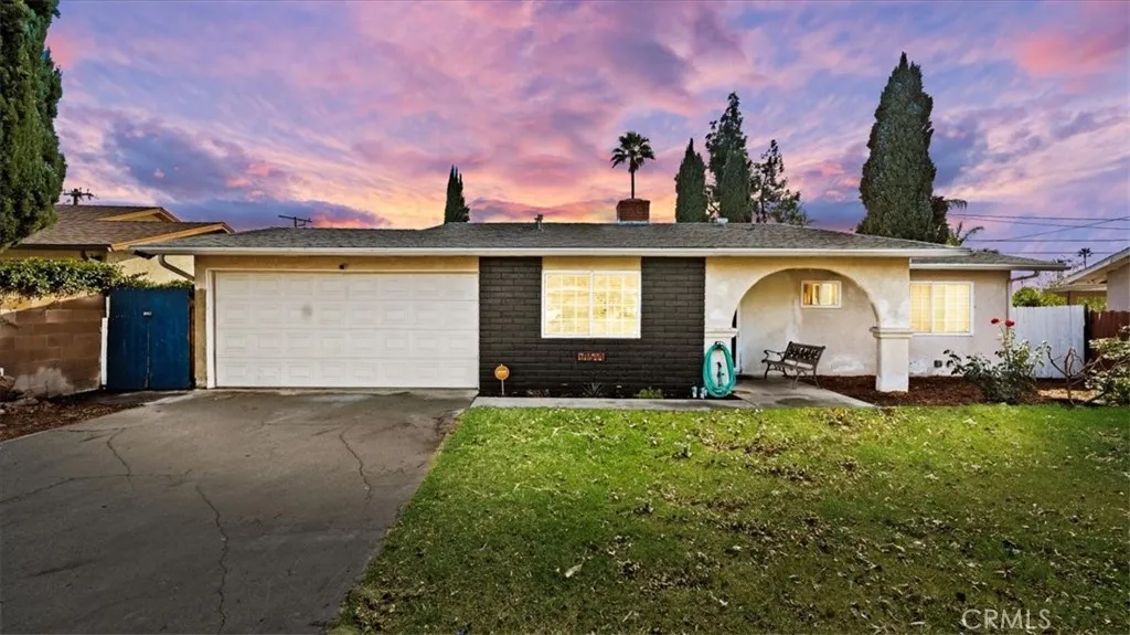 17547 Granada, Fontana, California 92335 home-pic-0