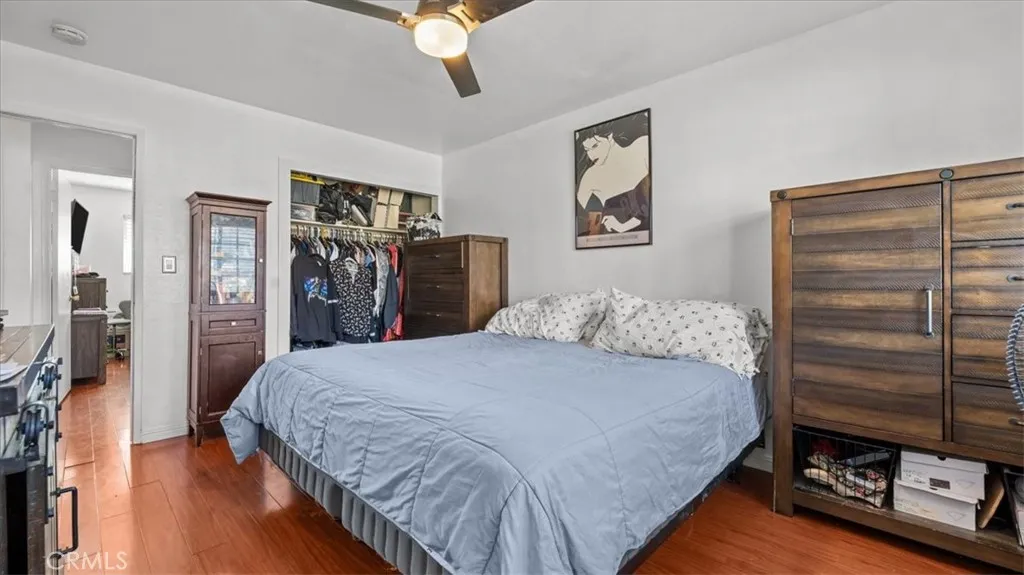 17547 Granada, Fontana, California 92335 home-pic-18