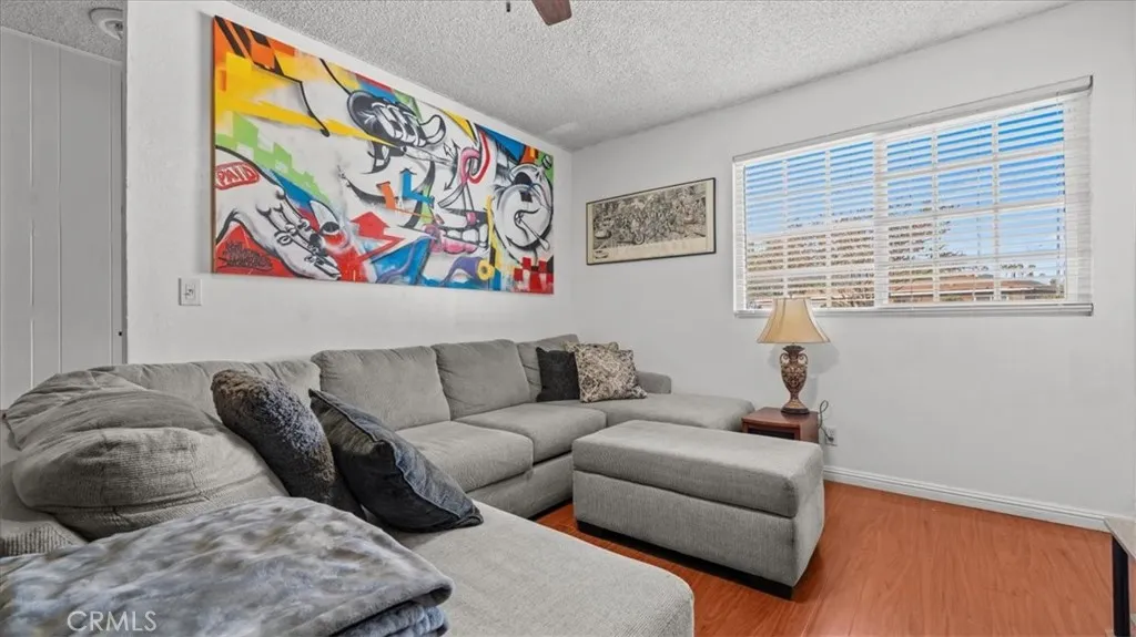 17547 Granada, Fontana, California 92335 home-pic-10