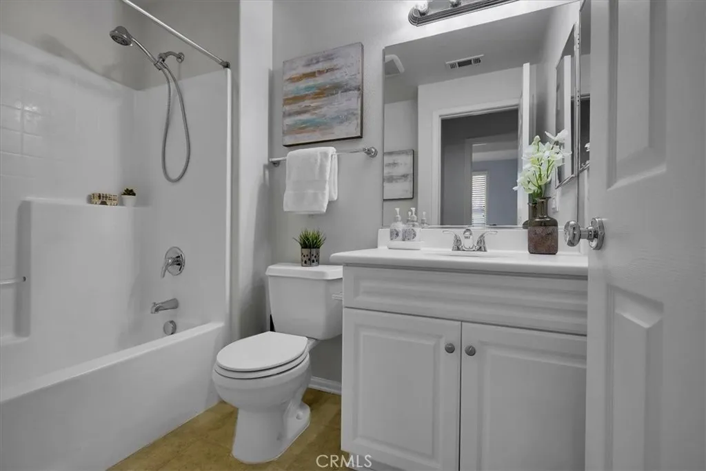 35 Silverado, Irvine, California 92618 home-pic-15