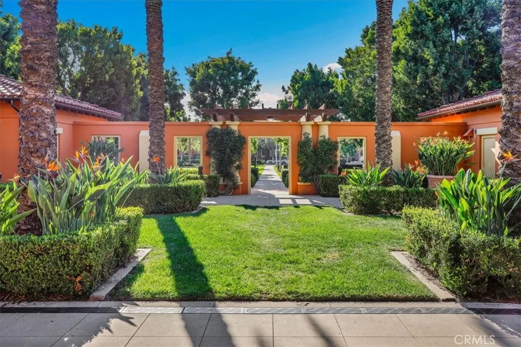 35 Silverado, Irvine, California 92618 home-pic-28
