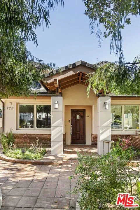 272 N Chester Avenue 101, Pasadena, California 91106 home-pic-39