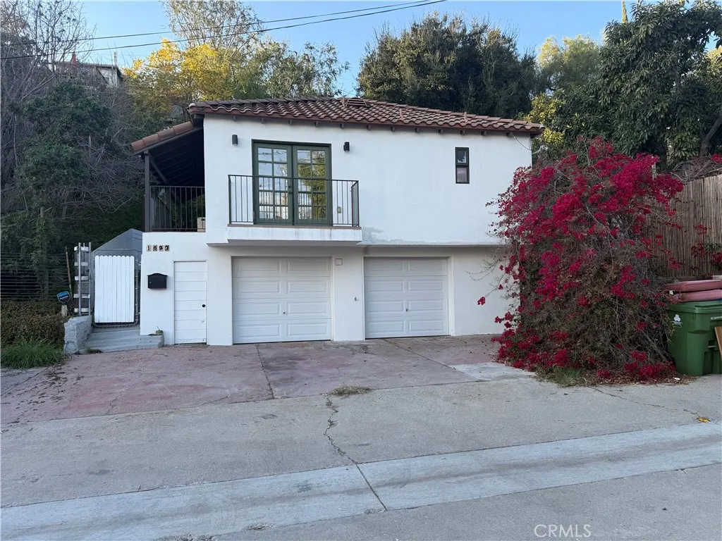 1637 Mccollum, Los Angeles, California 90026 home-pic-0