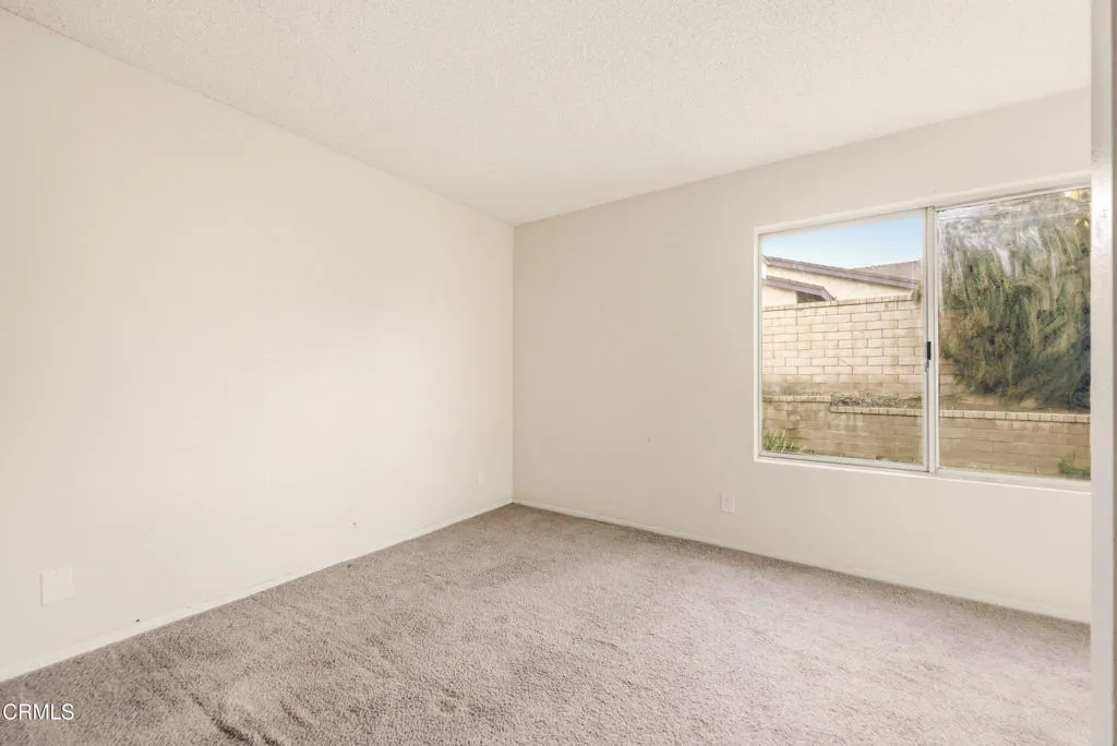 5174 Laurel Park Drive, Camarillo, California 93012 home-pic-17