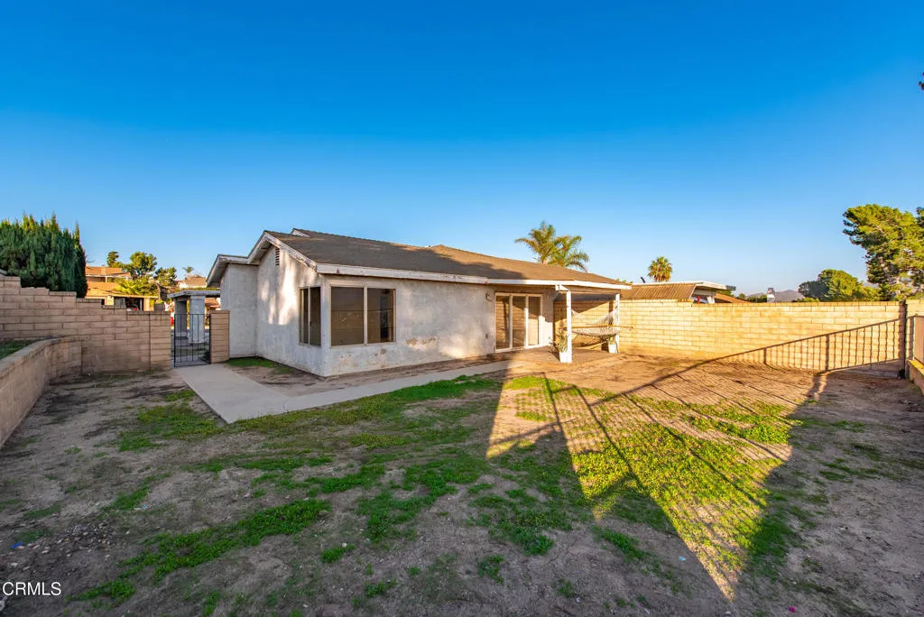 5174 Laurel Park Drive, Camarillo, California 93012 home-pic-26