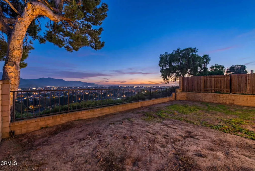 5174 Laurel Park Drive, Camarillo, California 93012 home-pic-40