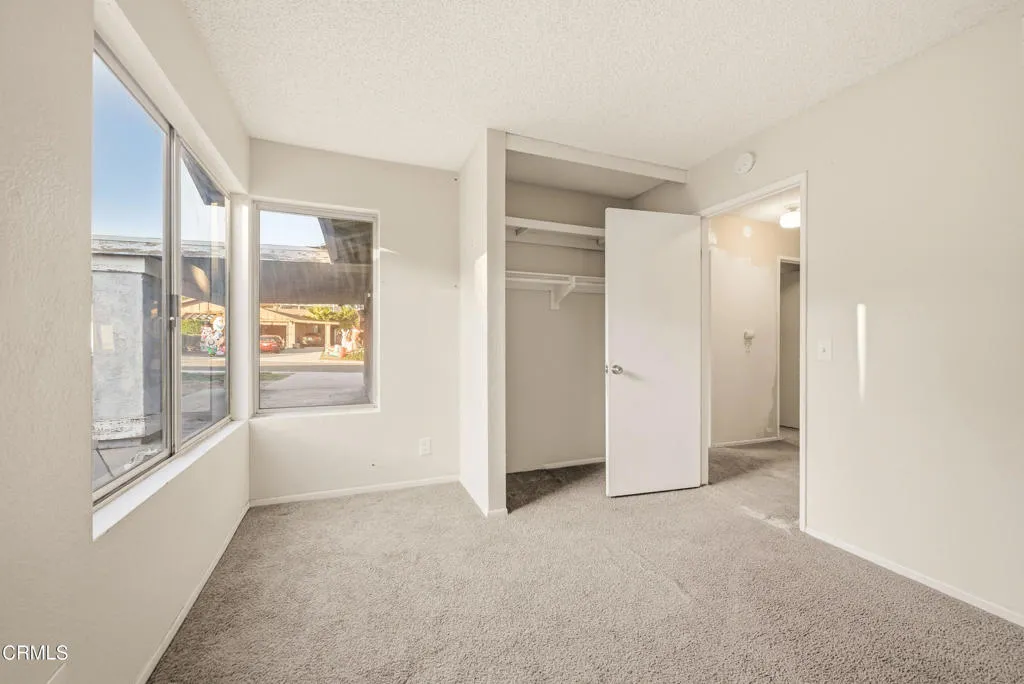 5174 Laurel Park Drive, Camarillo, California 93012 home-pic-18