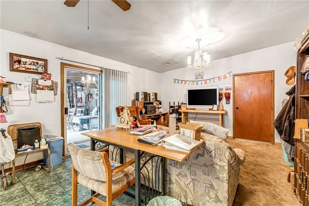 2463 Thompson, Selma, California 93662 home-pic-19