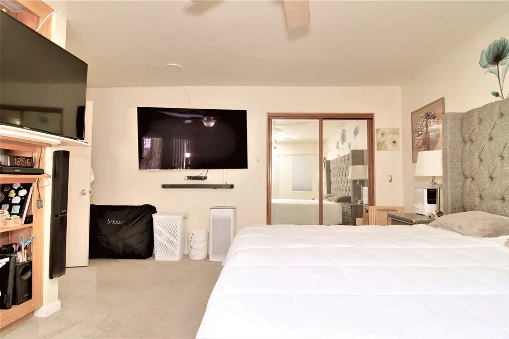 39334 Willowvale Road, Palmdale, California 93551 home-pic-8