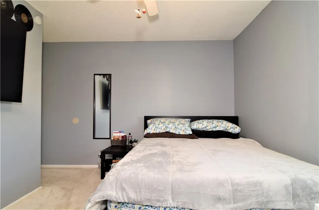 39334 Willowvale Road, Palmdale, California 93551 home-pic-12