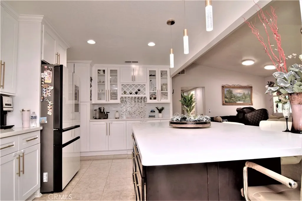 39334 Willowvale Road, Palmdale, California 93551 home-pic-3
