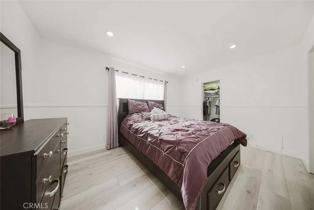 9775 Via Roma, Burbank, California 91504 home-pic-21