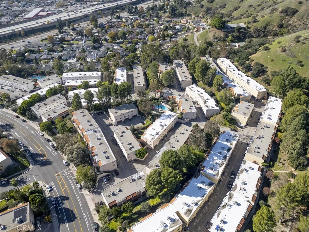 9775 Via Roma, Burbank, California 91504 home-pic-38