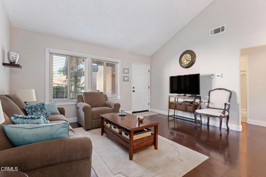 17207 Village 17, Camarillo, California 93012 home-pic-6
