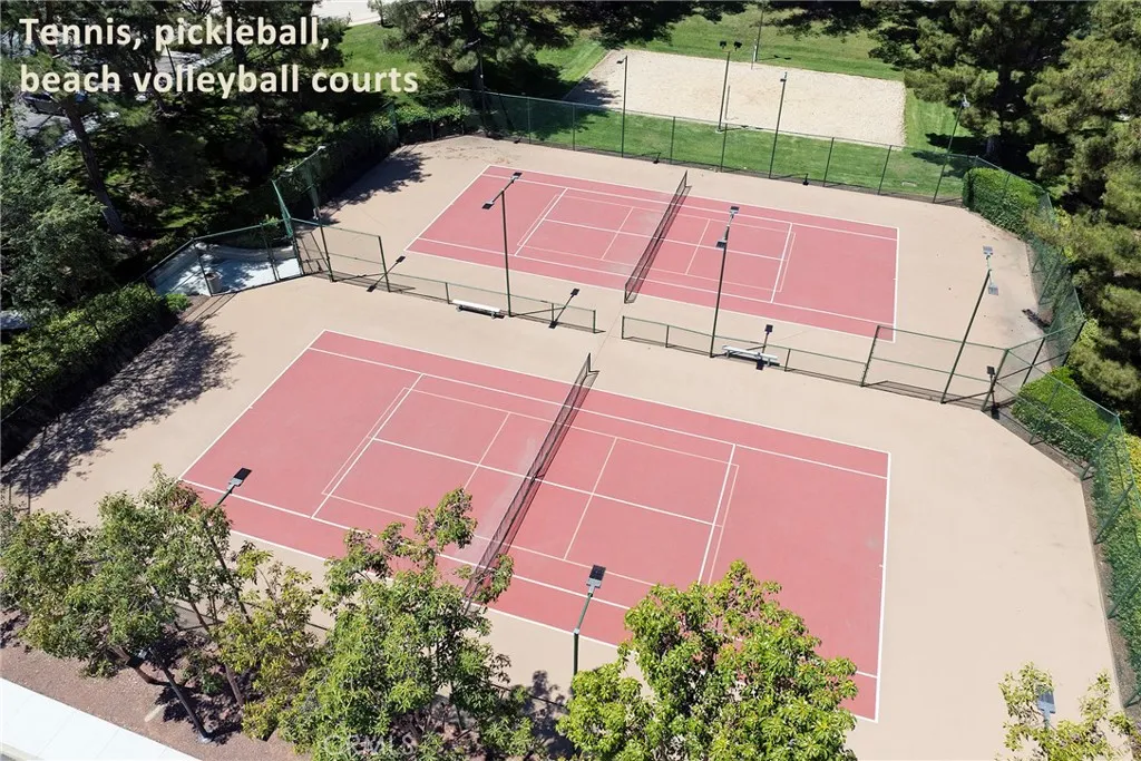 13624 Palomino Creek, Corona, California 92883 home-pic-38