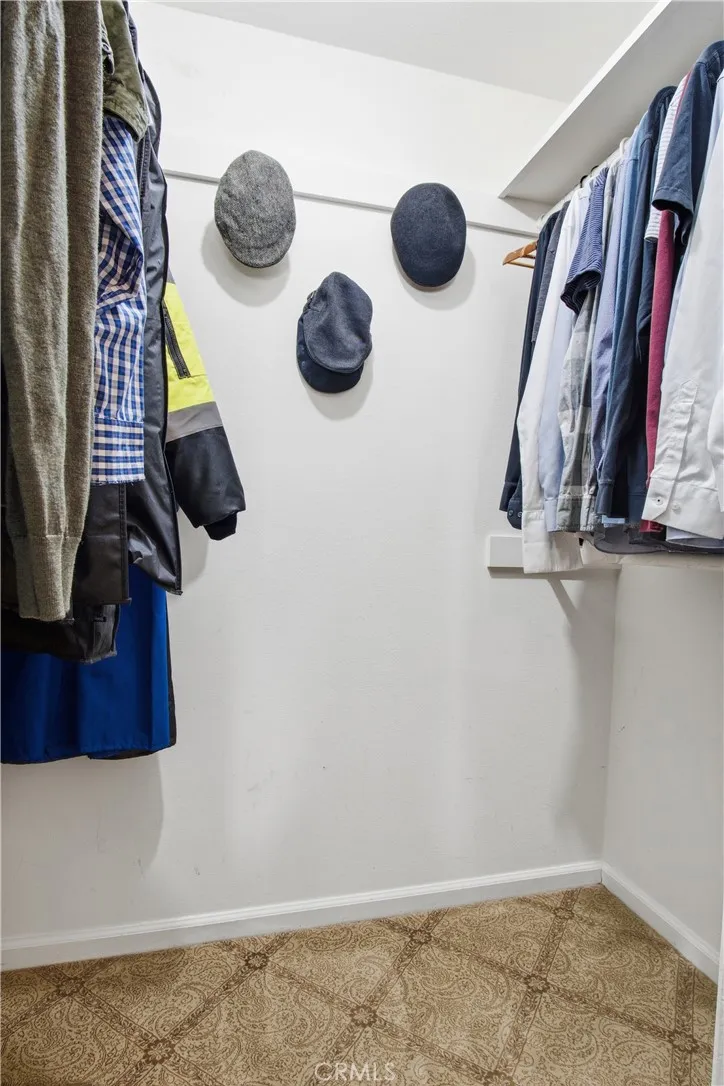 880 W Highpoint, Claremont, California 91711 home-pic-21