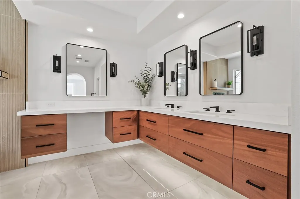 1 Tularosa Court, Aliso Viejo, California 92656 home-pic-57