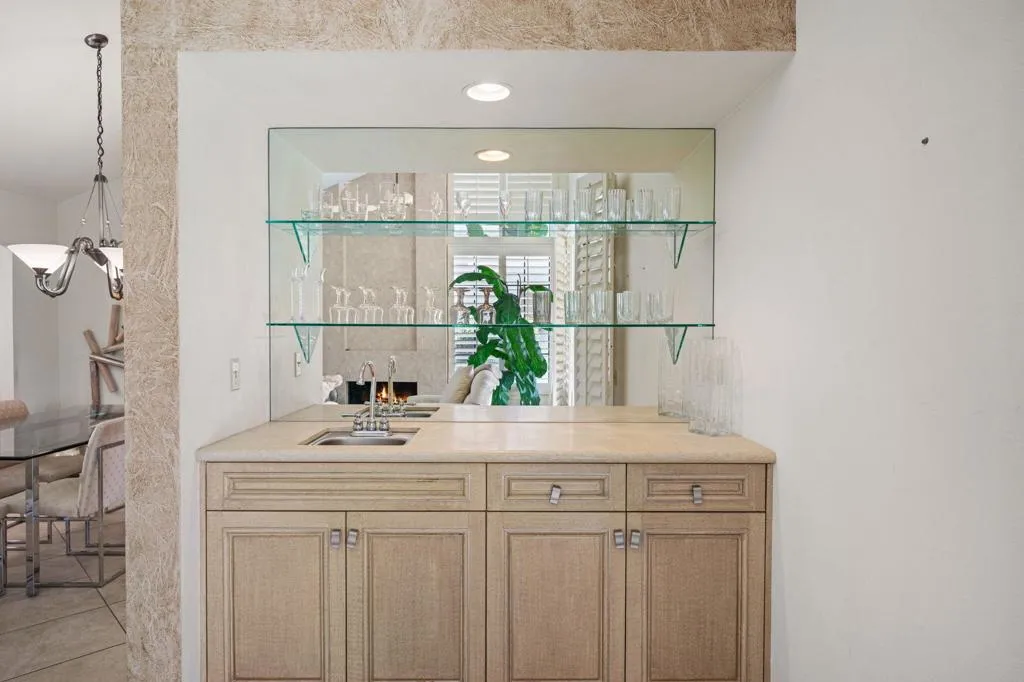 7571 Calle Mazamitla, Palm Springs, California 92264 home-pic-6